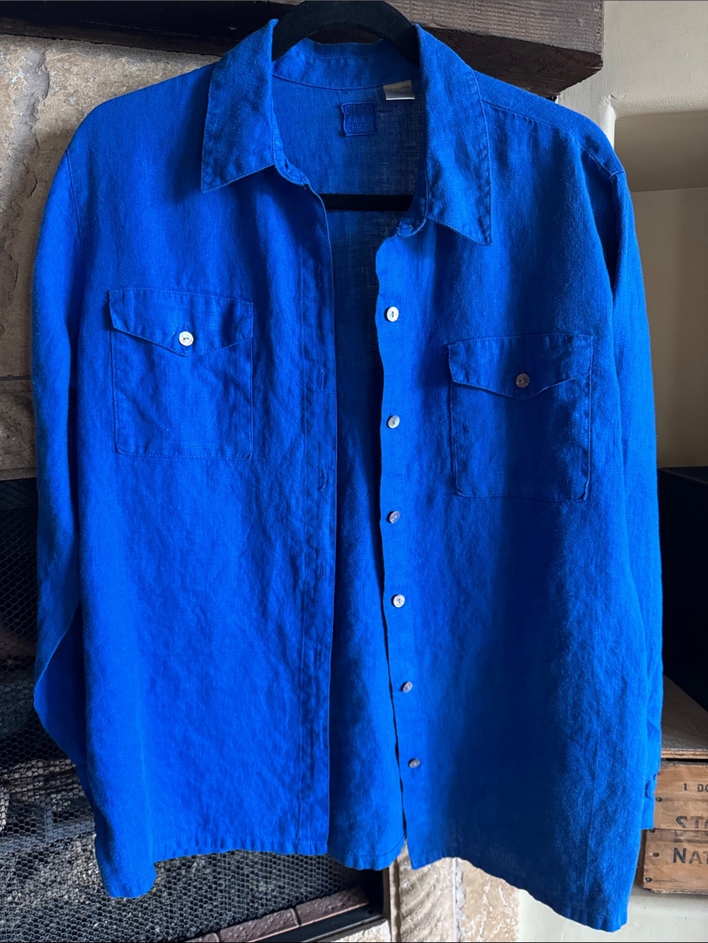 Women’s 100% linen Lino by Chicos Casual Button-Up shirt in Royal Blue 1 bust 42